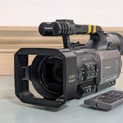 Panasonic AG-DVX100A MiniDV 3CCD Camcorder – Tested, Fully Working – New Battery & Charger + Remote