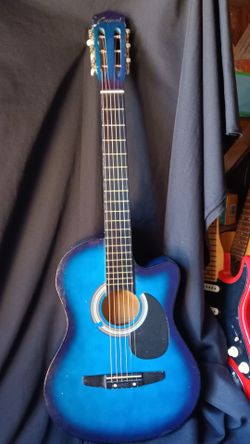 Crescent 3/4 size guitar