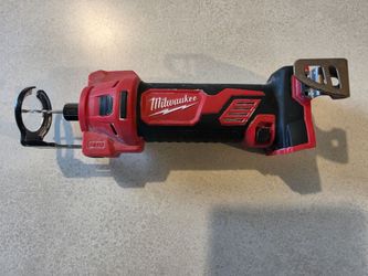 Milwaukee drywalDrywall Cutout Rotary Tool
