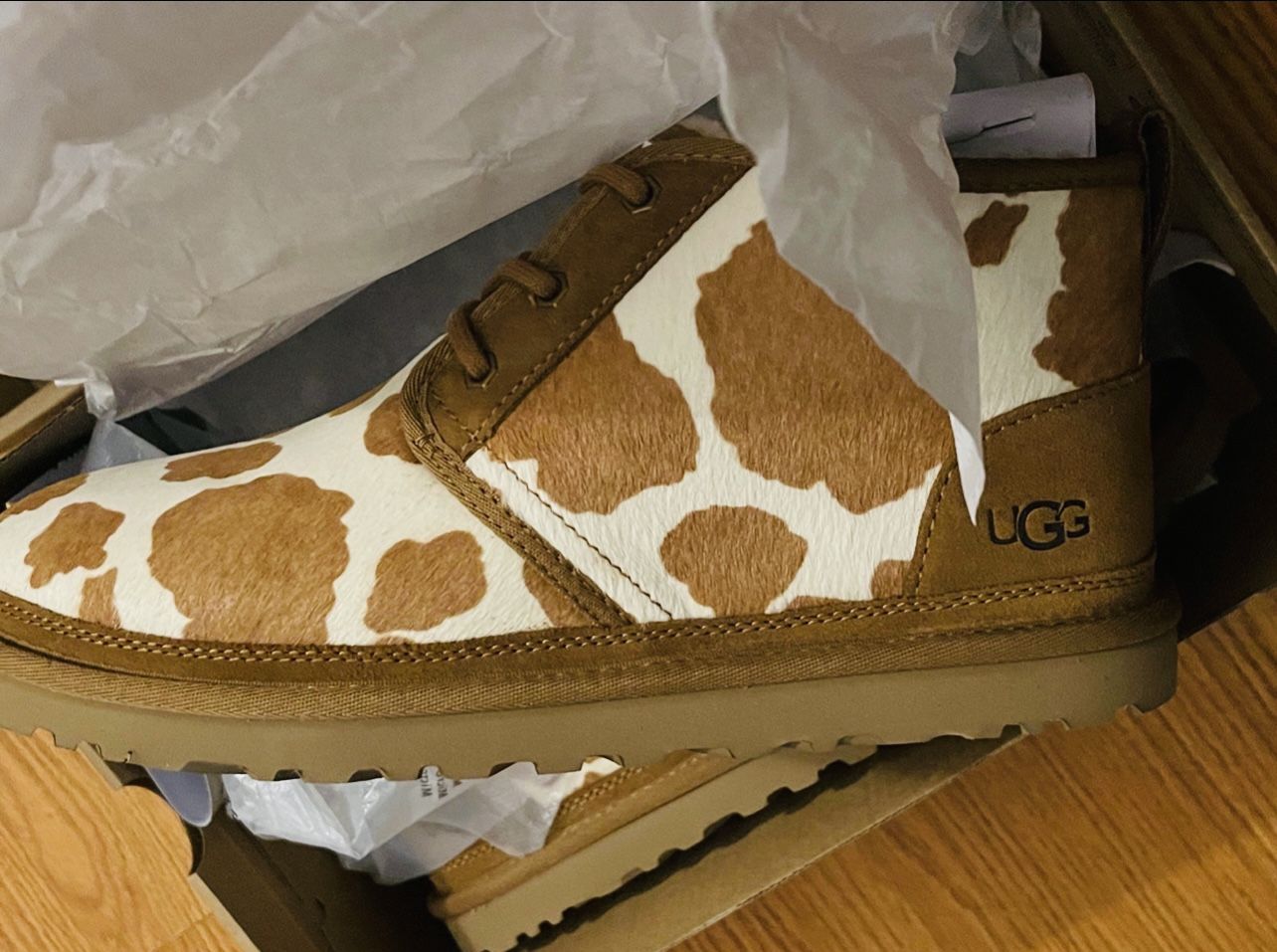 New UGG Nuemel COW print Womens