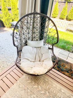 Rattan Outdoor Patio Lounge Chair with Tan Cushions