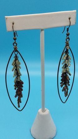 Chandelier earrings