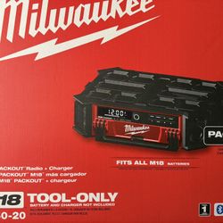 Milwaukee M18 Packout Radio. ***Firm***