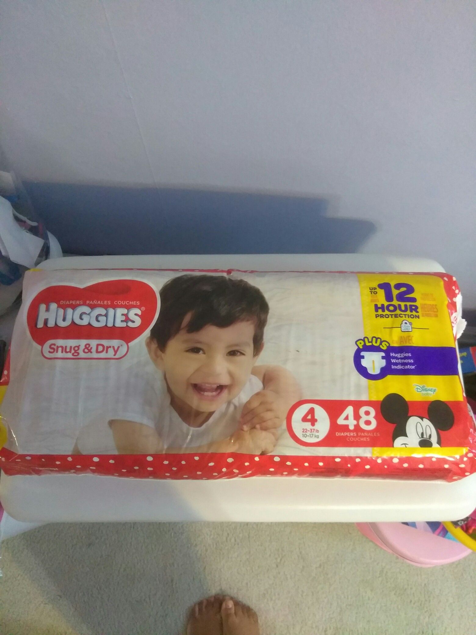 HUGGIES SNUG & DRY Size 4