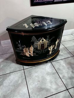 Vintage Chinese Corner Cabinet Chinoiserie Mother of Pearl With Glass Top- 31”Lx22”Wx25”H