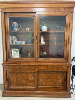 Ethan Allen China Cabinet