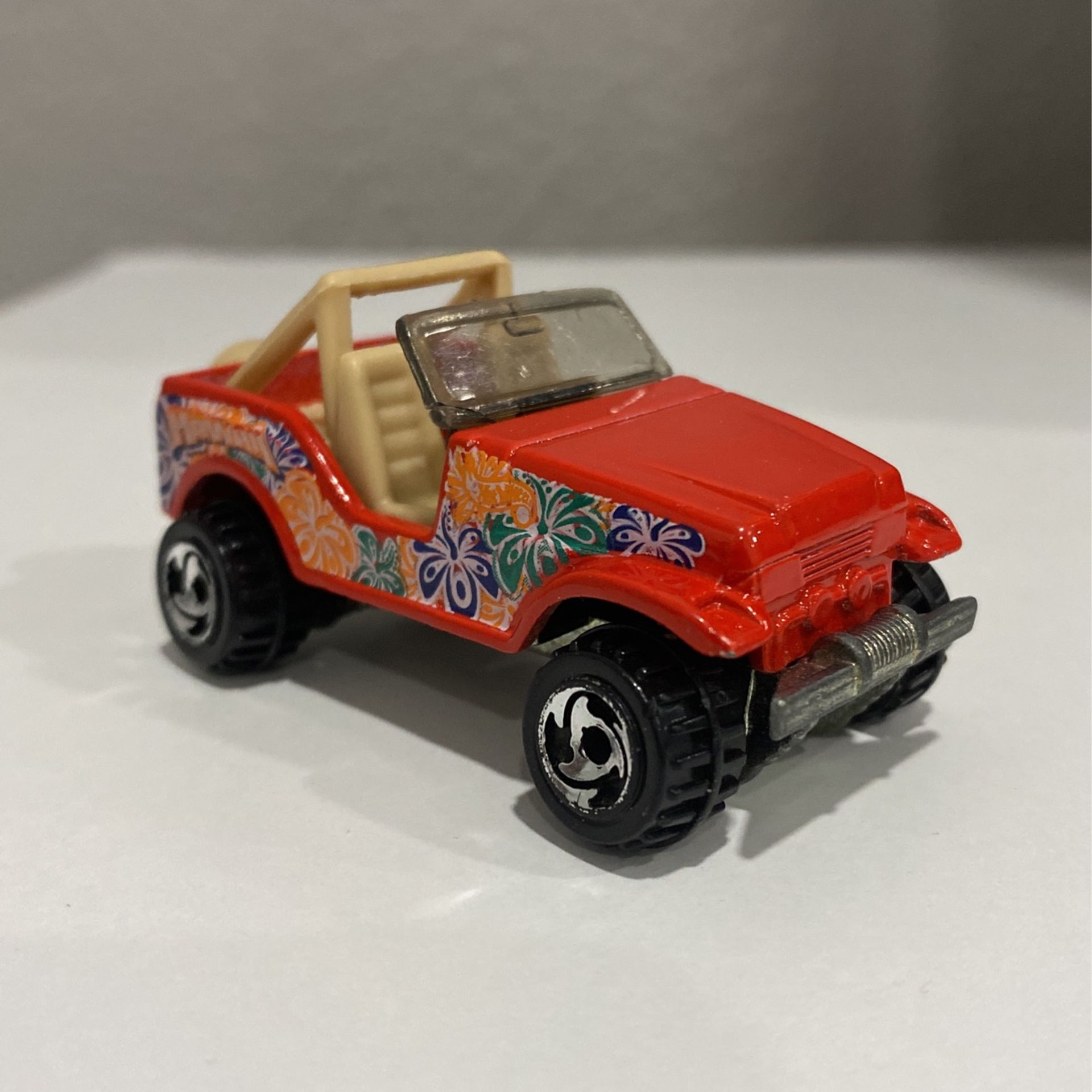 1990 Hot Wheels Hawaii Floral Print Jeep Wrangler