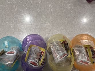 Zyuranger Power Rangers Jetman DX Box Keychain Gashapon Include Dragon Ceasar, Daizyujin, Jet Garuda and Jet Icarus mini box keychains no figure insid