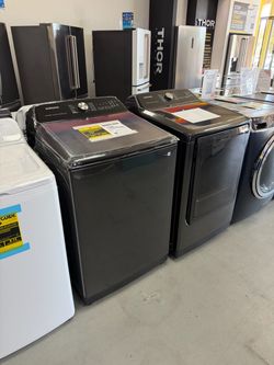 Brand New Samsung 5.5 Cubic Feet Washer And 7.4 Cubic Feet Dryer Set