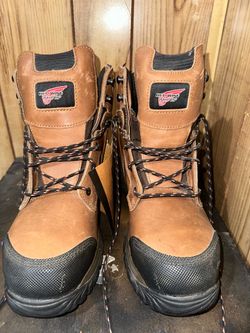 Redwing work boots size 9
