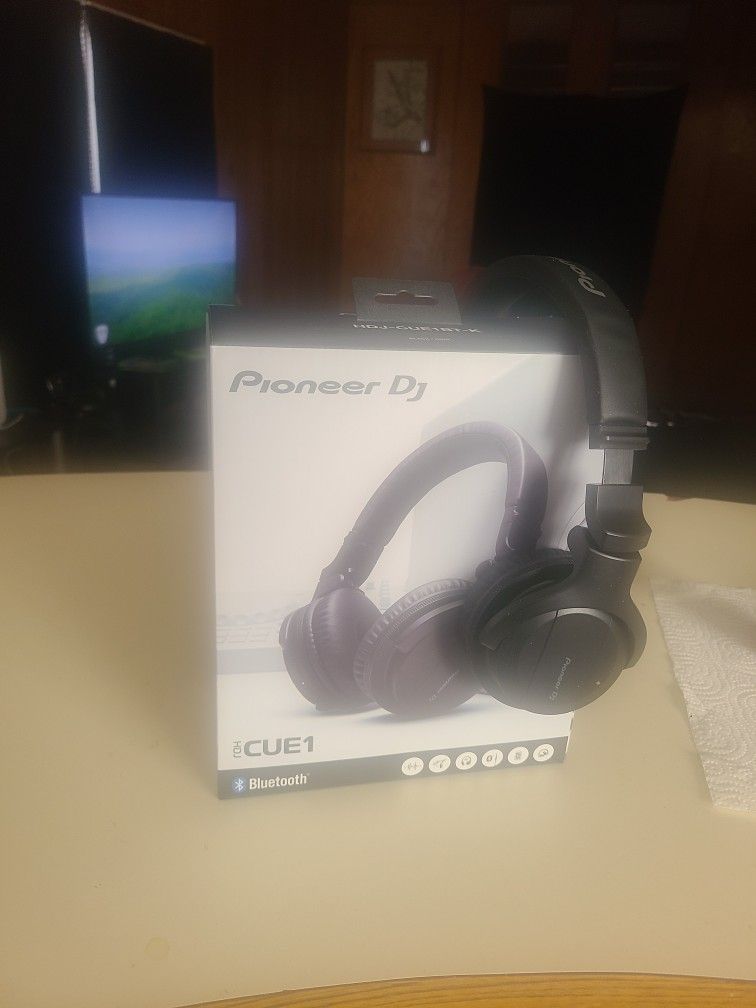 Pioneer Studio Headphones