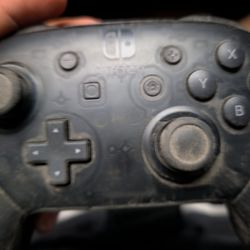 Nintendo Switch Pro Controller