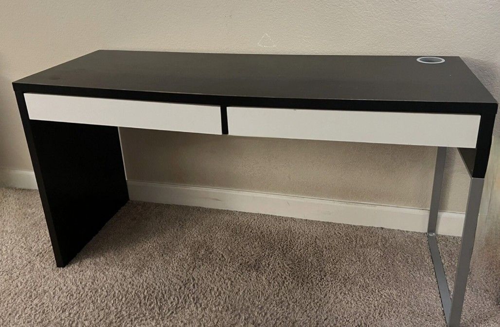 IKEA MICKE Desk Set