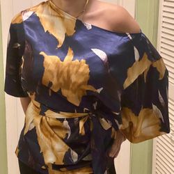 Tunic Blouse Wide Neck Navy/gold  M/L