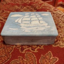 Beautiful Sope Or Alabaster Box