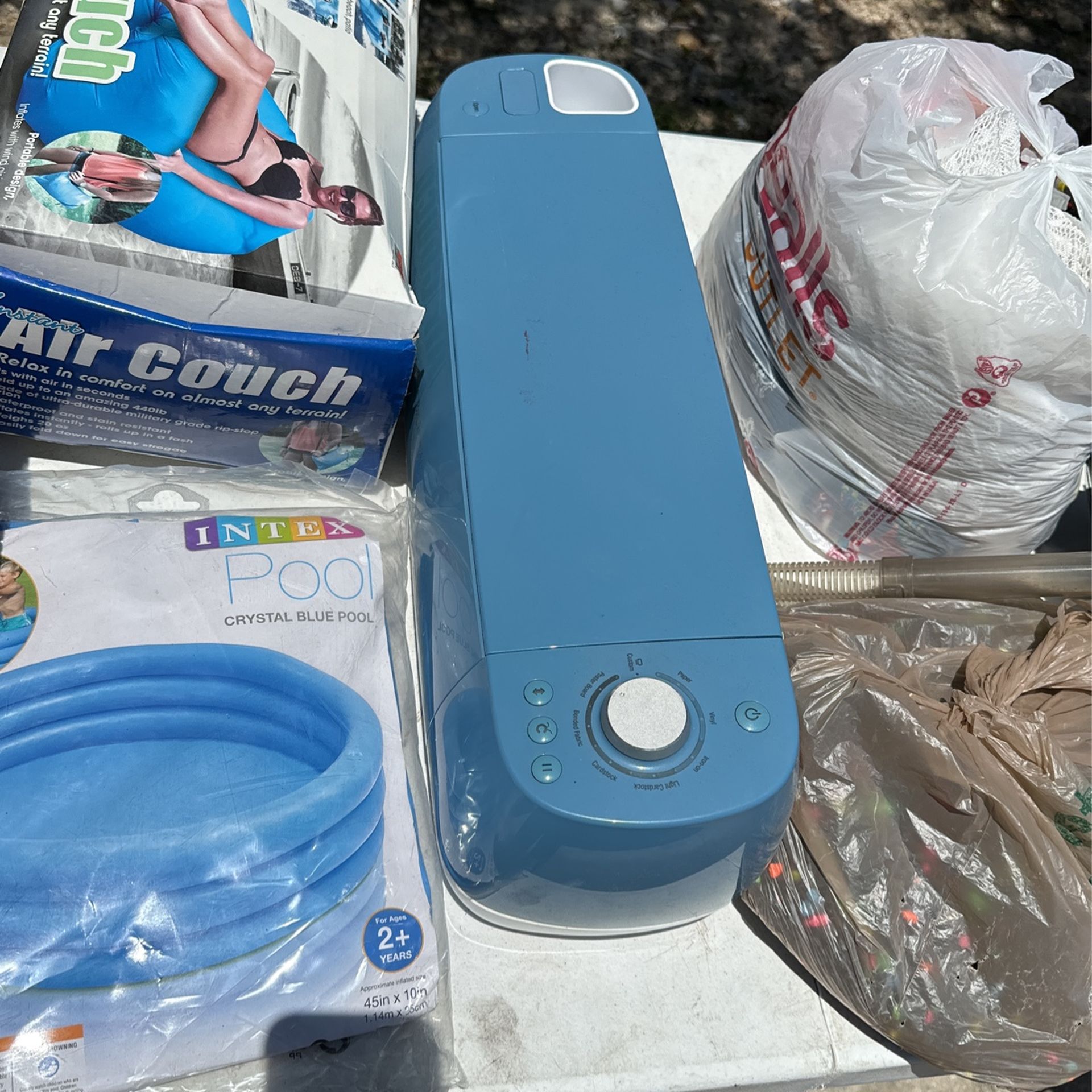 Cricut Machine Explore Air 2 for Sale in Port Richey, FL OfferUp