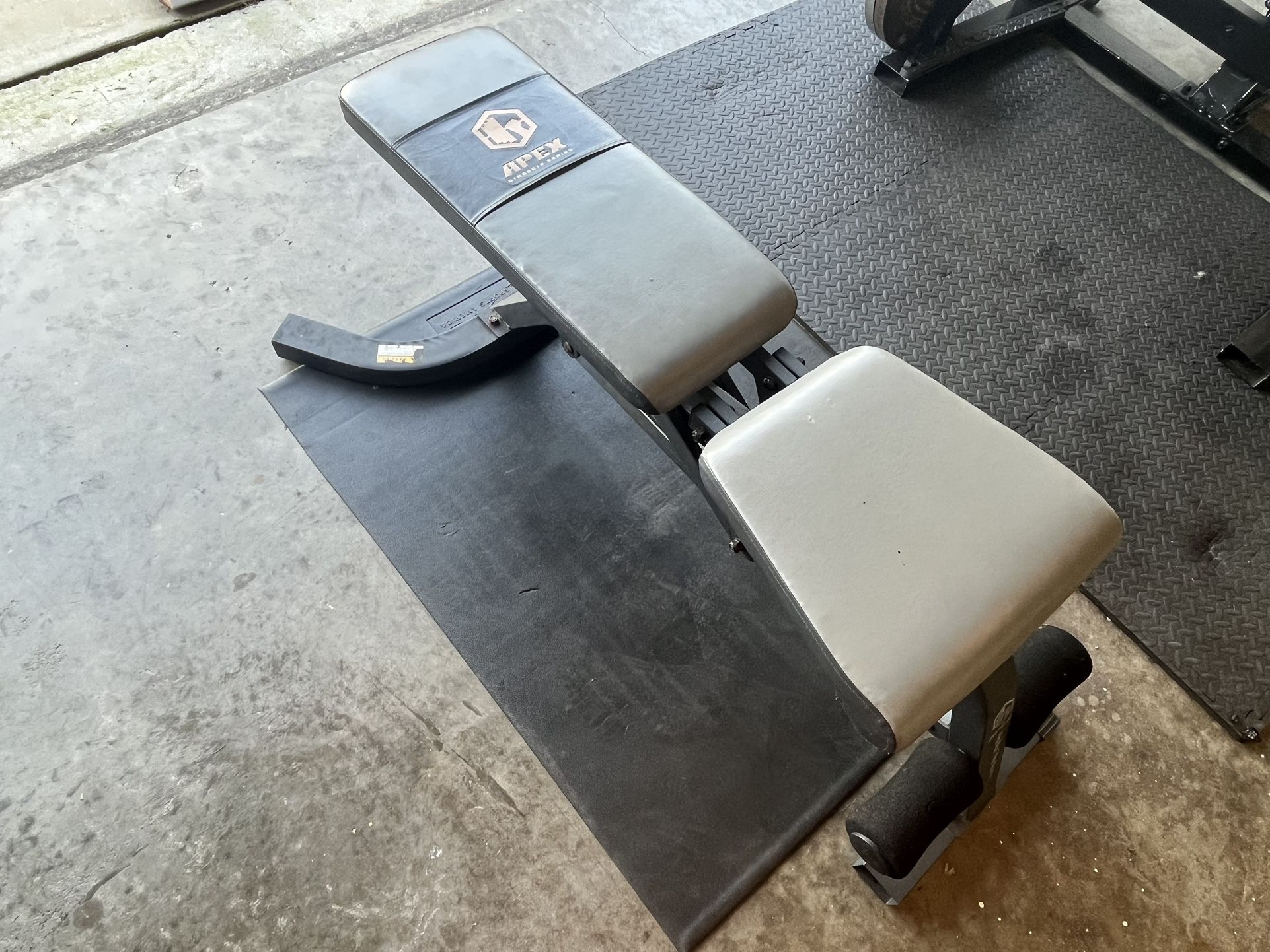 Apex Strength Series Weight bench