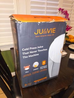 Juvalie Juicer MSRP $600 make an offer