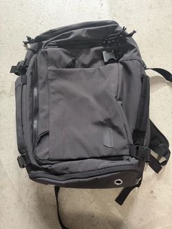 BAGSMART Blast Extended 28L/38L Travel 15" Laptop Backpack Black