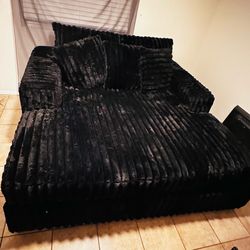 HUGE oversized chaise lounge Chair/Sofa