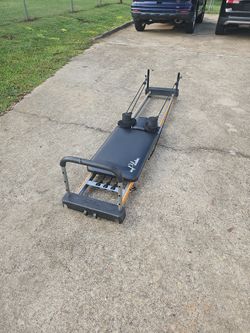 AERO PILATES REFORMER