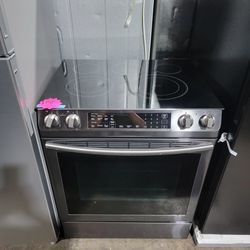 Samsung Slide-In Convection Oven Electric Stove In Black Stainless Working Perfectly 4-months Warranty 