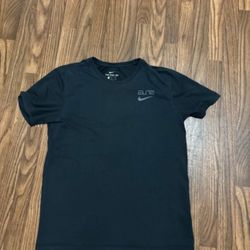Nike Elite * Nike Dri Fit Short Sleeve Tee * Size Medium 