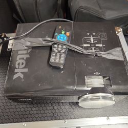 Vivitek PROJECTOR 