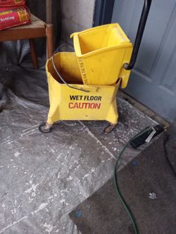 Mop Bucket 