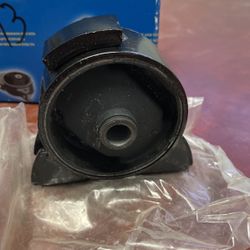 Engine Mount Toyota