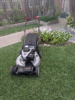 Lawnmower lawn mower