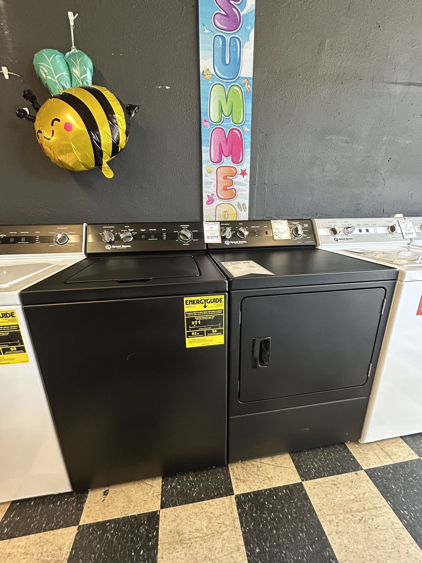 Speed Queen TC5 And DC5 Washer And Dryer Set In Black 🏝️