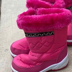 Grils Snow Boots Size 9