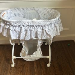 Bassinet 