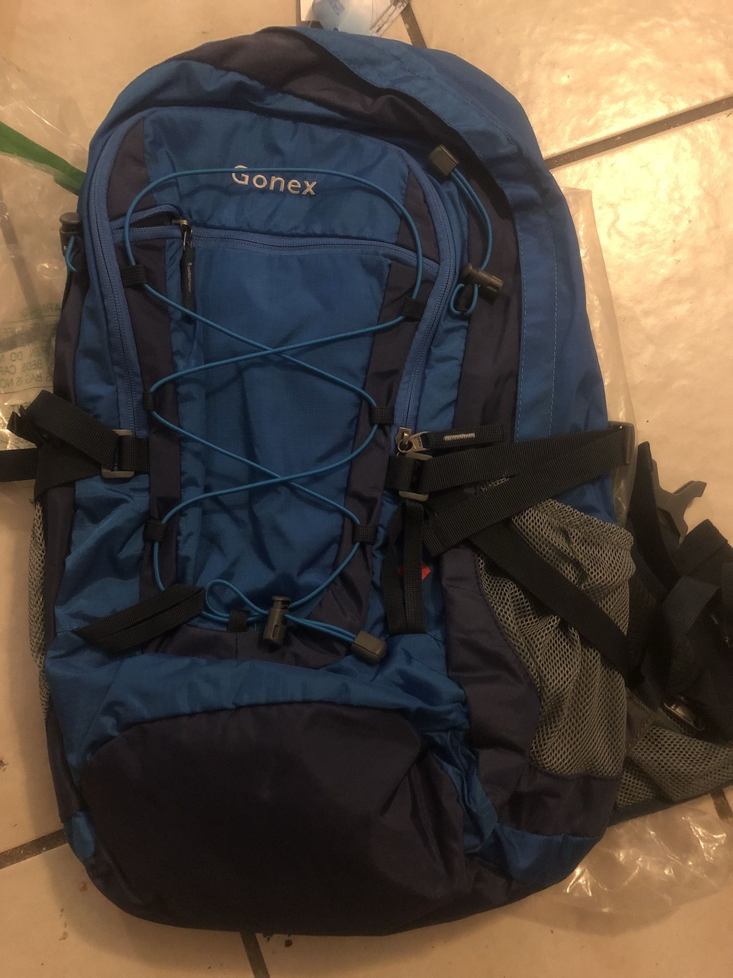 Gonex backpack