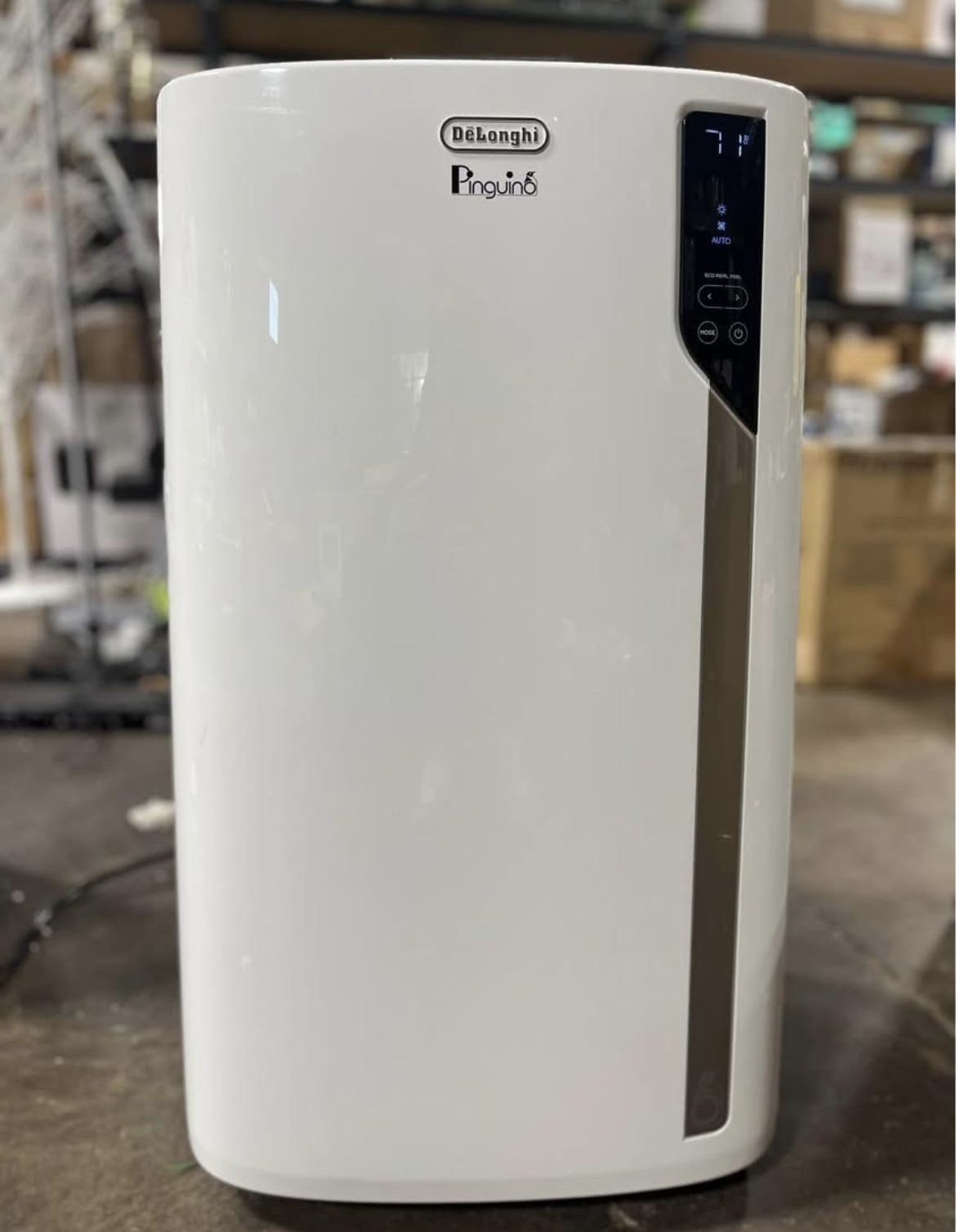 De'Longhi Pinguino 4-in-1: Air Conditioner, Heater, Dehumidifier, and Fan