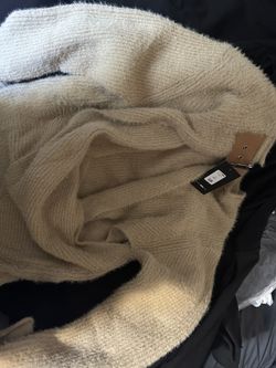 Large Sweater Nice W Tags 