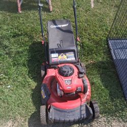 Self Propelled Lawn Mower Runs Great 