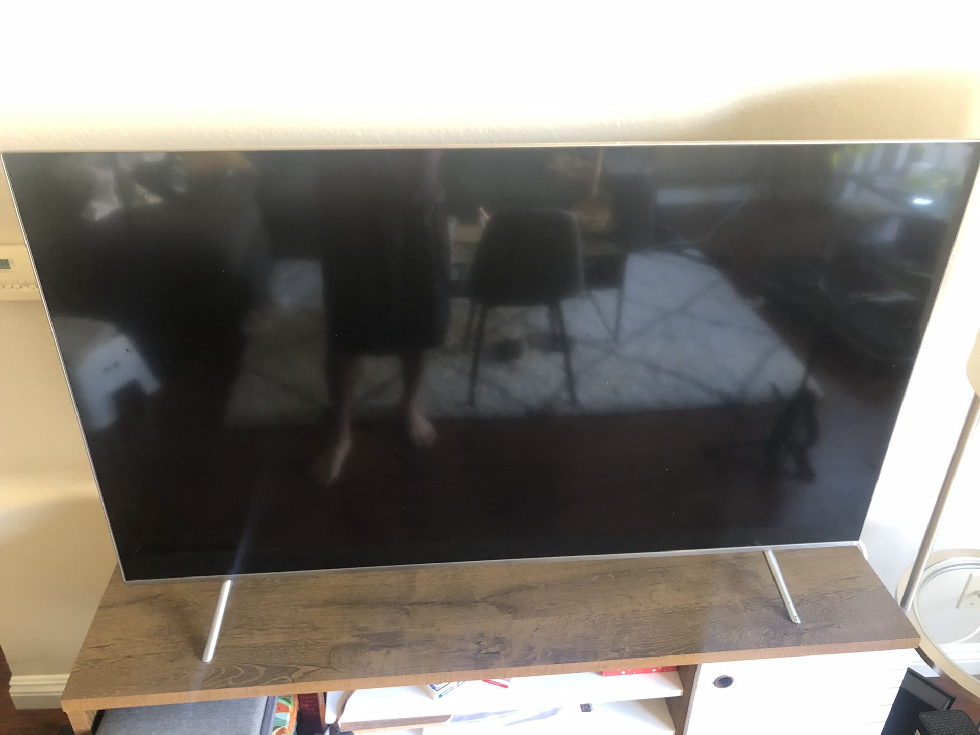 55 Inch QLED Samsung *FOR PARTS*