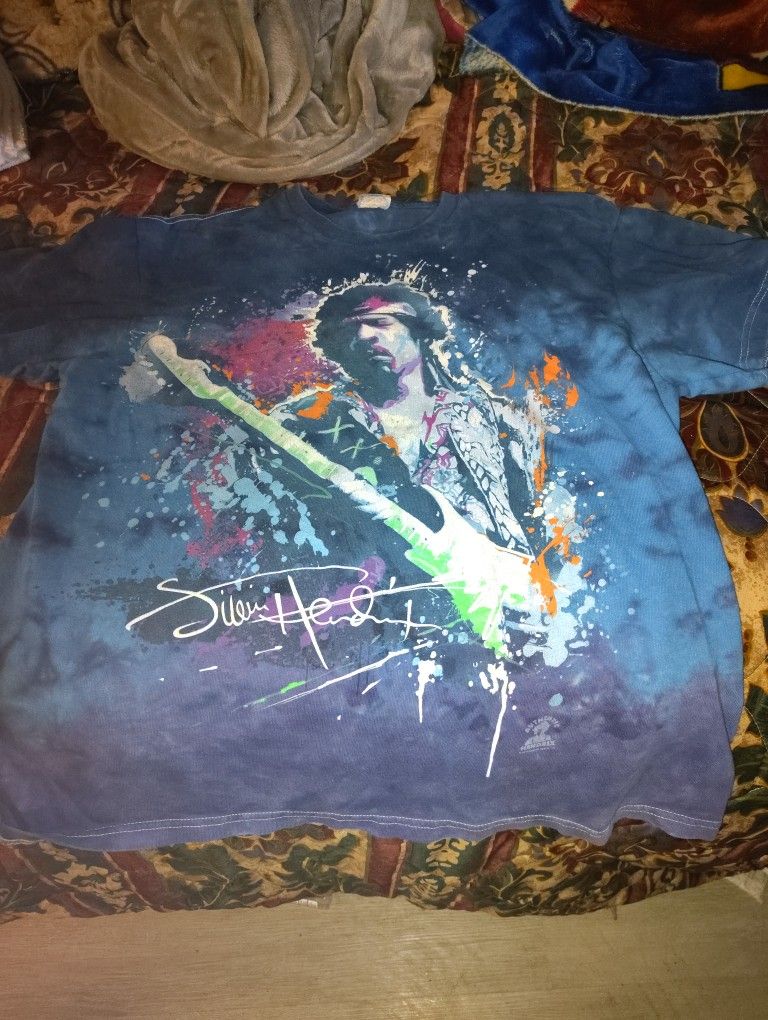 Fun Shirt Size L For $1
