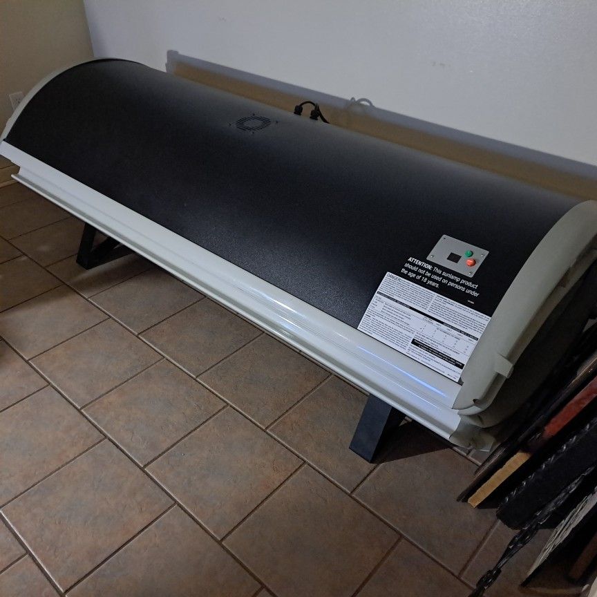 SunFire Tanning Bed