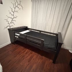 Twin Beds for sale! Able to make Bunkbed