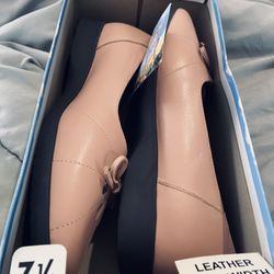 Ladies Cuddlers Leather Footwear