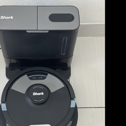 Shark Matrix 2in1 Vacuum and Mop Robot