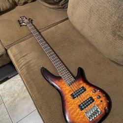 Ibanez SR405EQM 5 string bass