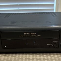 FOR PARTS / REPAIRS Sony SLV-675HF 4-Head VCR Video Cassette Player VHS No Remote