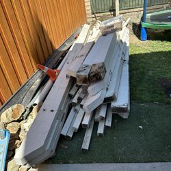 FREE Reclaimed Wood 