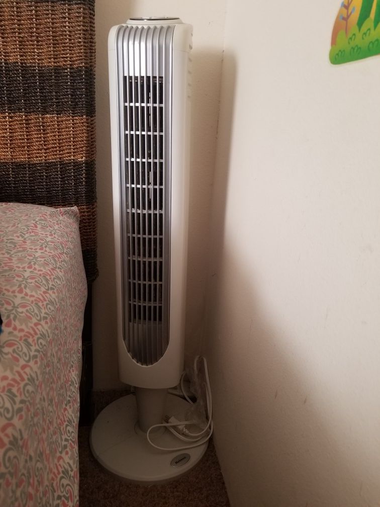 Holmes Oscillating Tower Fan 32 Inch with Remote Control