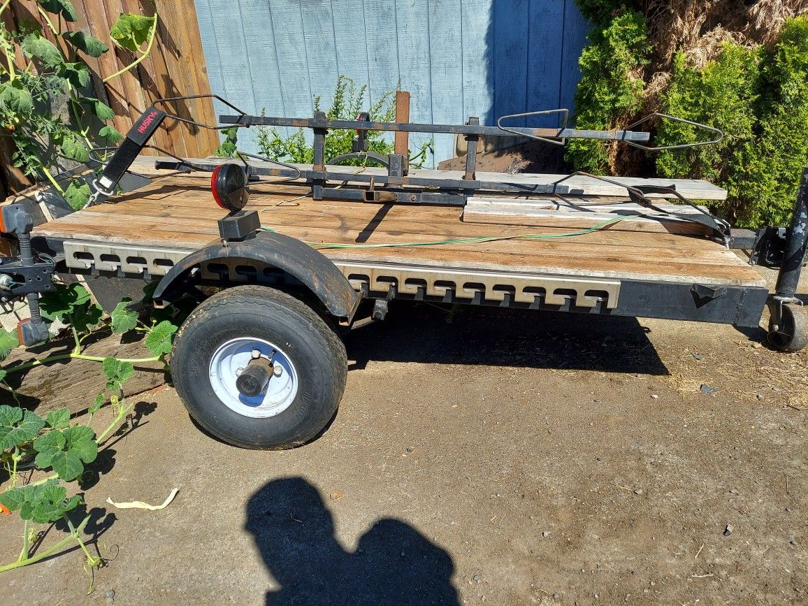 Flat bed trailer with lights 4x6