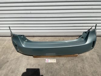 2012 2017 TOYOTA PRIUS V REAR BUMPER COVER OEM